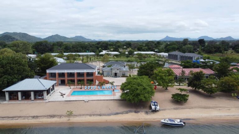 <strong>Mogfords Lake Resort reopens after Cyclone Freddy disaster</strong>